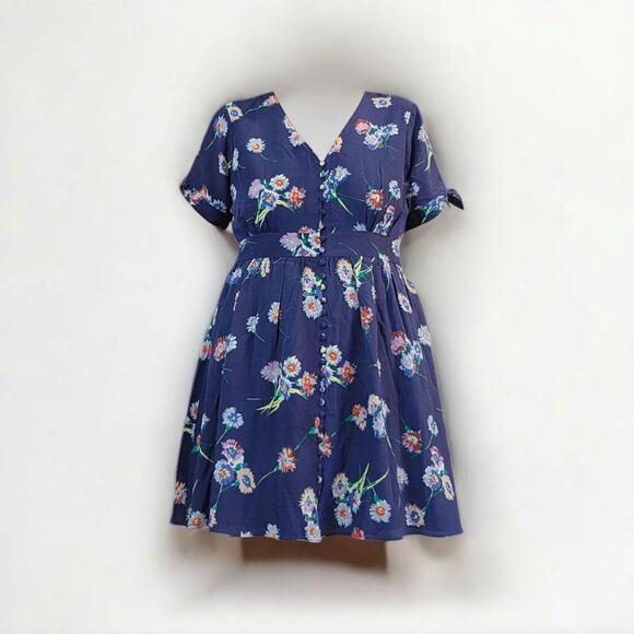 Madewell Silk Floral Mini Dress, button-front, tie-sleeve, retro-fit, size 12 - Picture 1 of 15